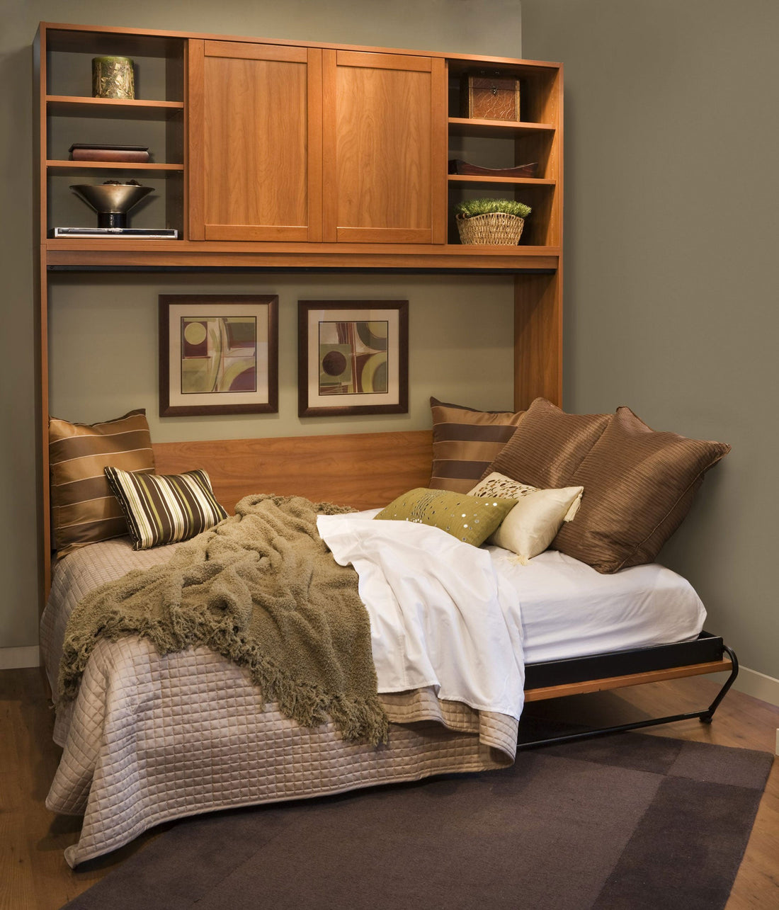 Murphy Beds vs. Futons and Pull-Out Couches: What are the Benefits?
